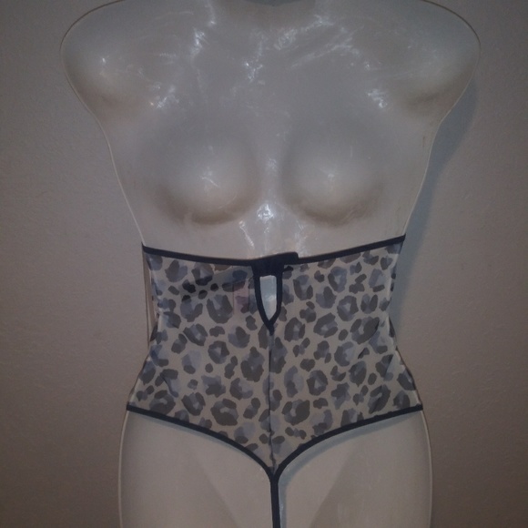 Victoria Secret Teddy - Lace & Animal Print - NWT - Picture 3 of 4